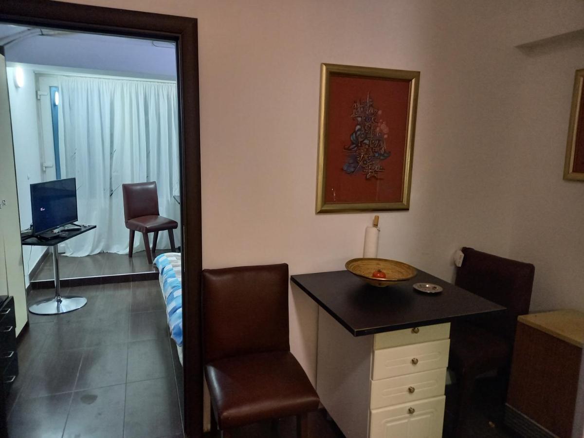 Green Point Apartments Dusanovac Habitación foto